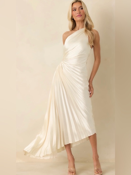Dress Forum Dresses & Skirts - Pearl White One-Shoulder Pleated Ivory Evening Gown